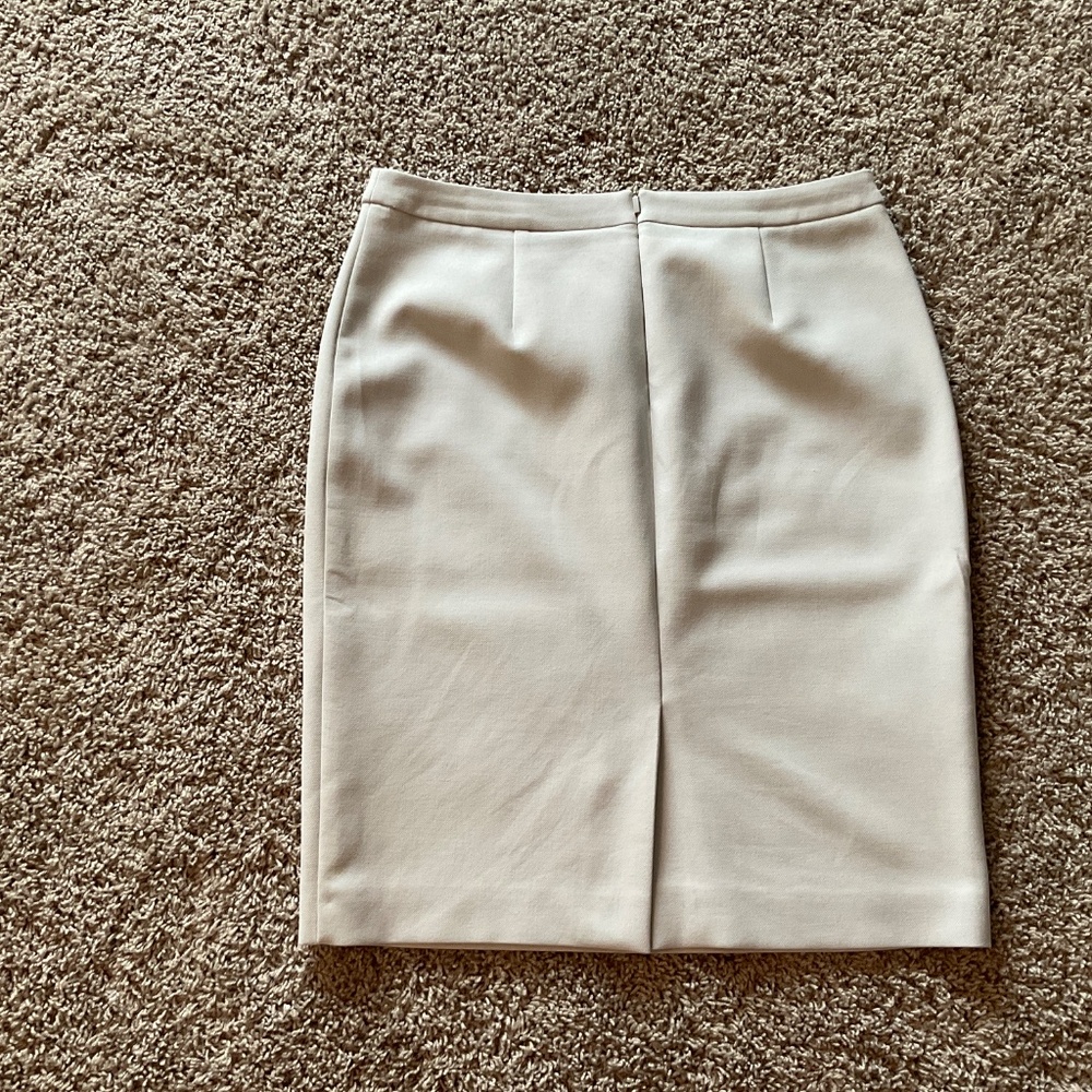 Hugo Boss Skirt - Picture 2 of 6